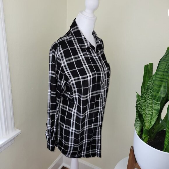 AVA & VIV Black & White Long Sleeve Plaid Flannel Blouse Soft Top Womens Size 0X - Picture 9 of 13